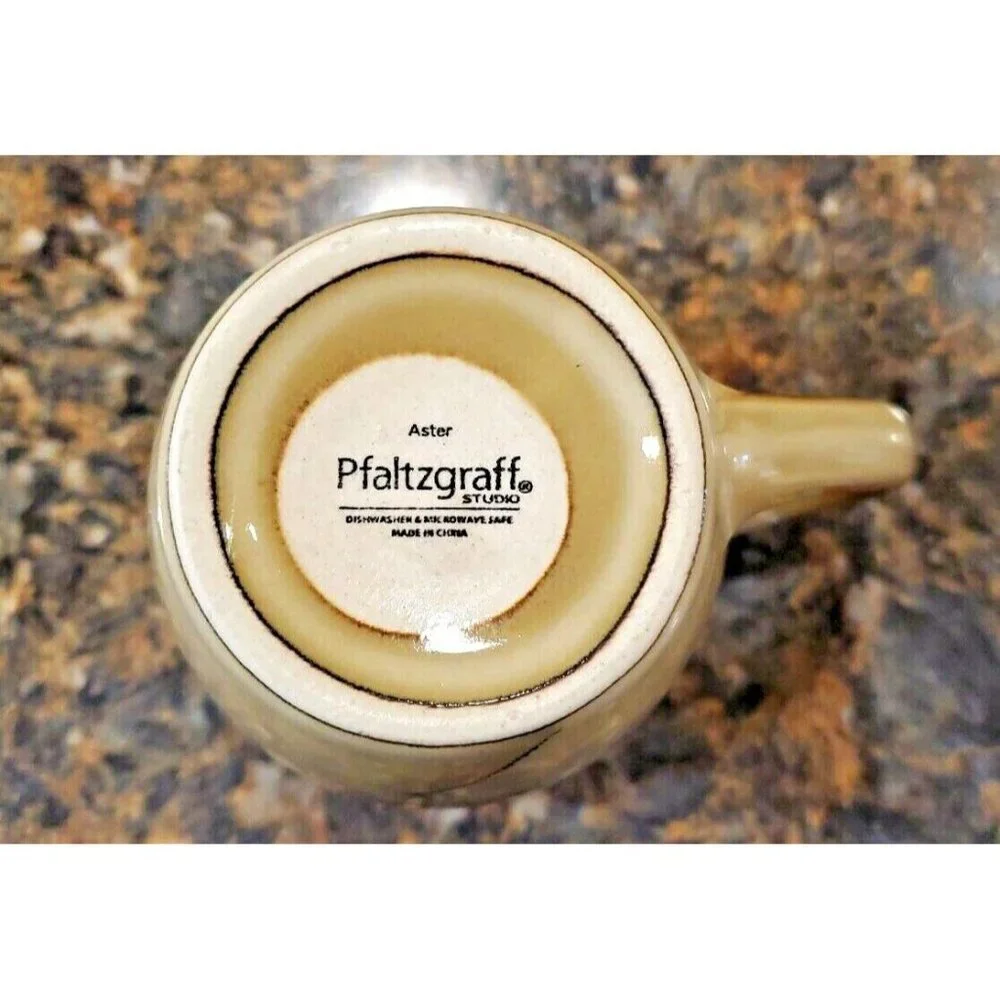Pfaltzgraff Studio ASTER Coffee Tea Mug Cup Red Flower on Beige Brown Inside